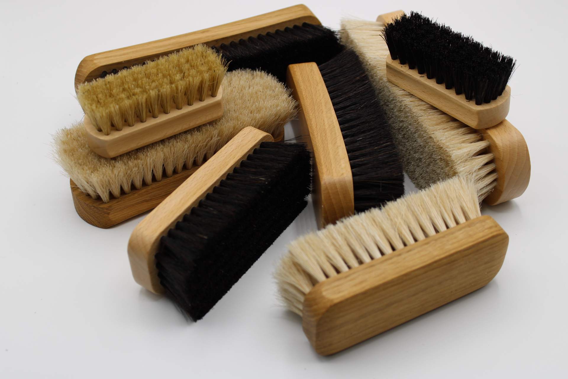 federation-francaise-brosserie-categorie-brosses-maquillage-hygiene-coiffure